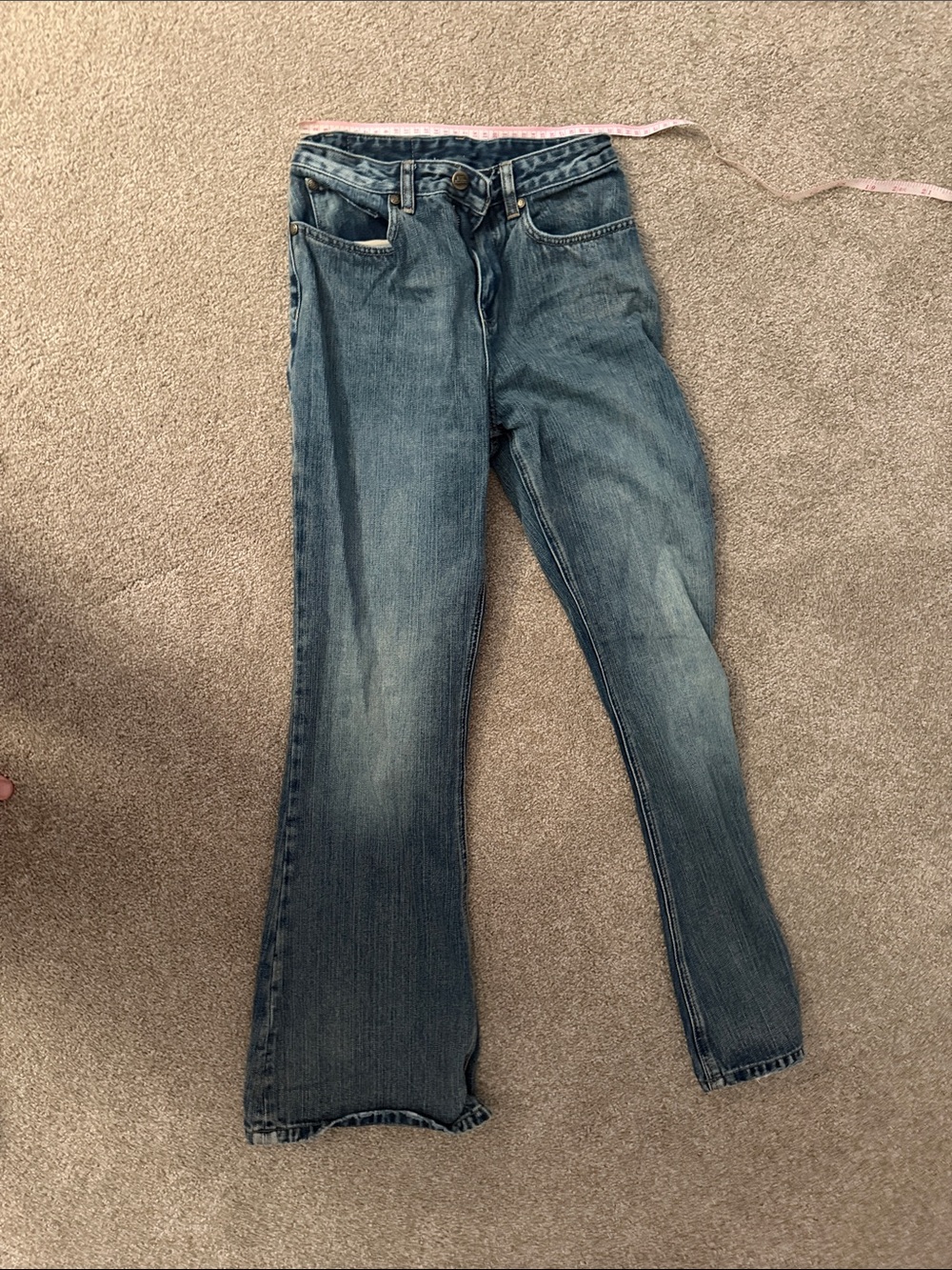 Women’s vintage washed high-rise flare jeans